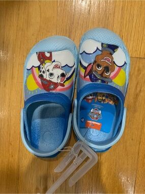 NWT! Paw Patrol Kids Clog Sandals.